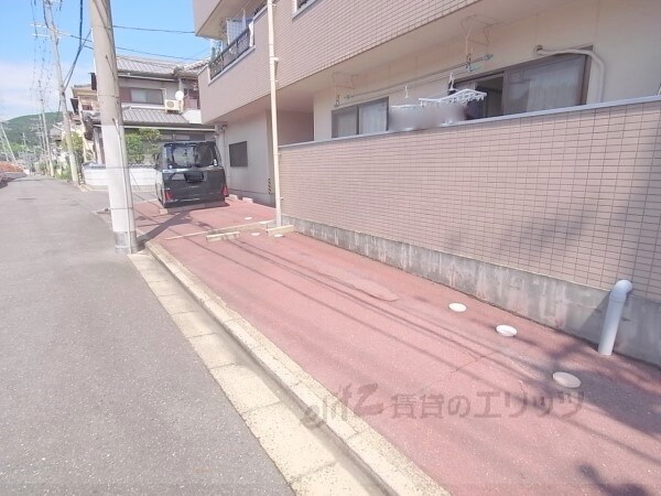 駐車場(駐車場)
