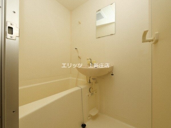 バス／シャワールーム等(洗面)