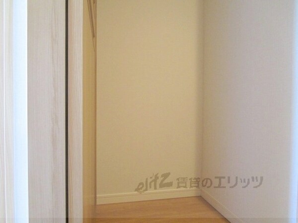 設備(冷蔵庫置場)