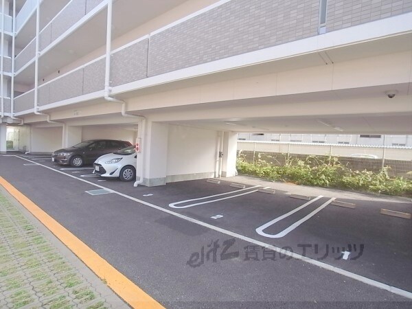 駐車場(駐車場)