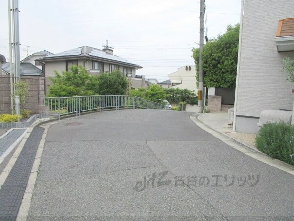 その他(前面道路)
