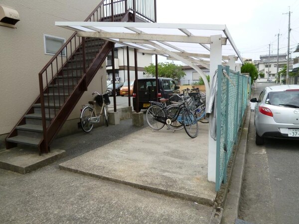 駐車場(駐車場)