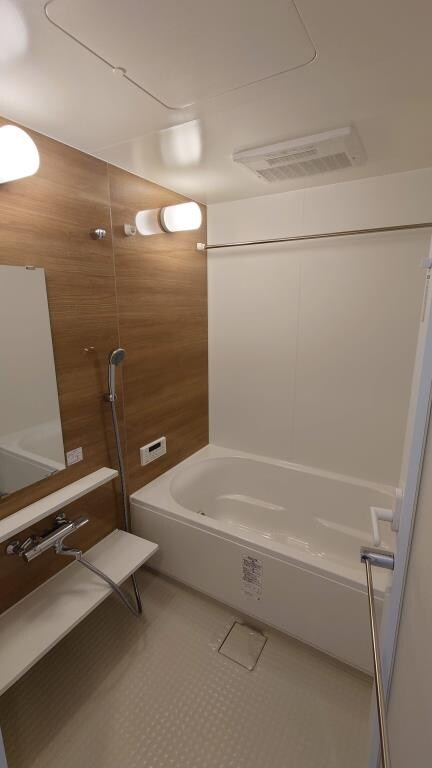 物件内観写真4　(バス／シャワールーム等)