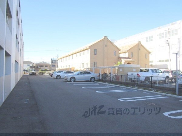 駐車場(駐車場)