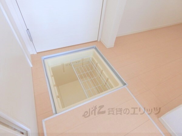 その他(床下収納)