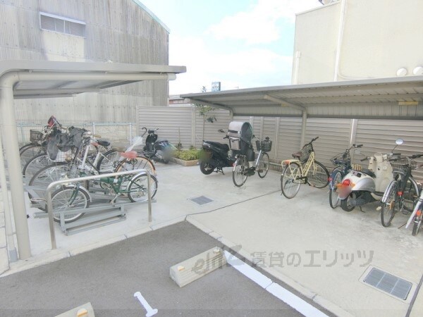 その他(駐輪場)