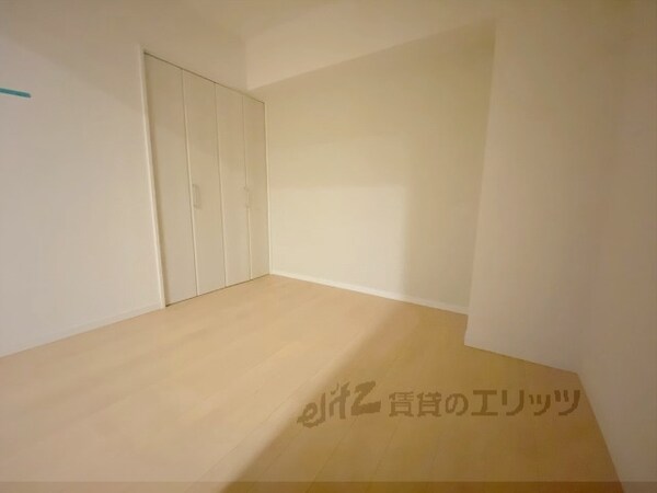 寝室(洋室)