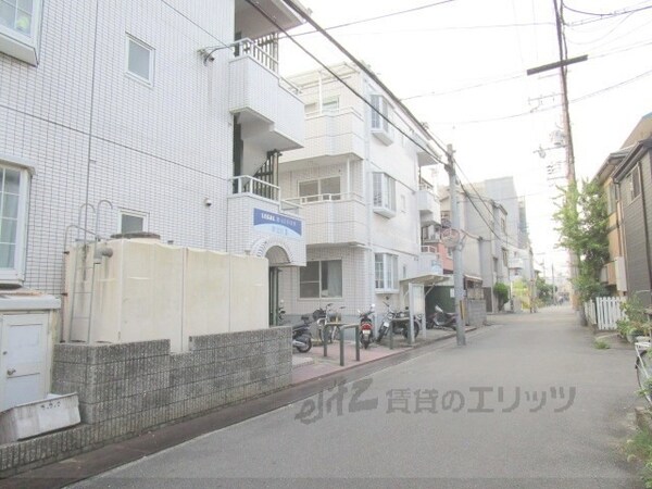 その他(前面道路)