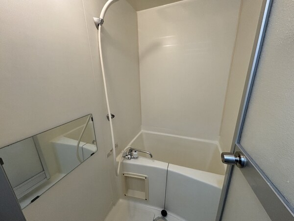 バス／シャワールーム等(バス／シャワールーム等)