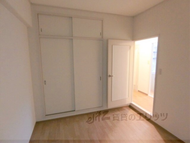 物件内観写真7　(洋室)