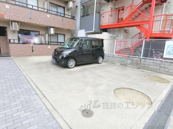駐車場(駐車場)
