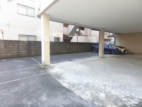駐車場(駐車場)