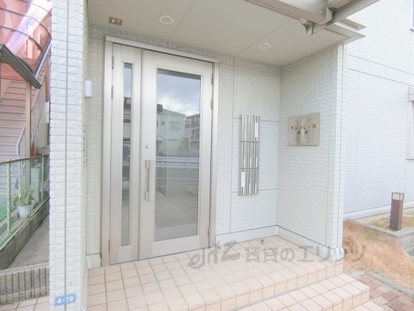 エントランス(エントランス)