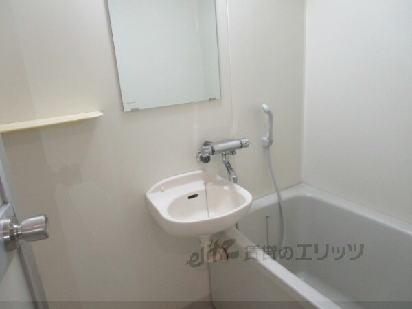 バス／シャワールーム等(ユニットバス)