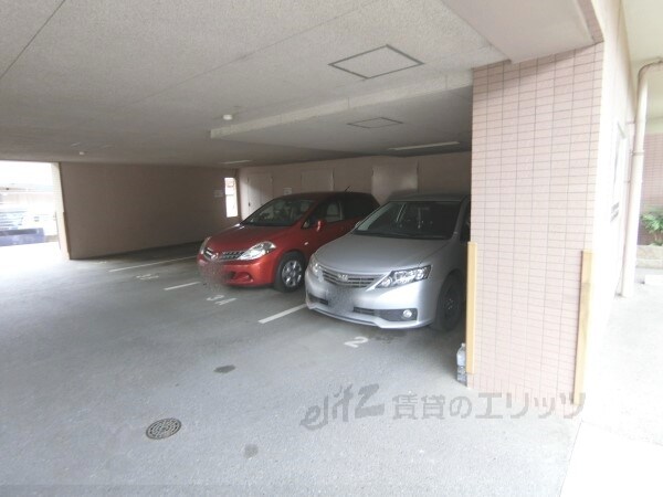 駐車場(駐車場)