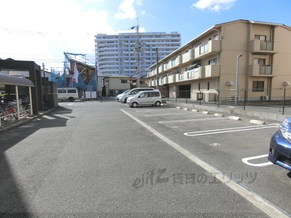 駐車場(駐車場)