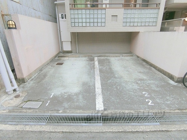 駐車場(駐車場)