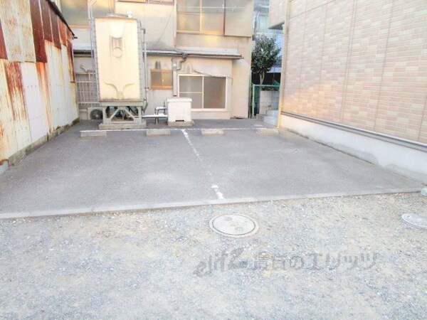 駐車場(駐車場)