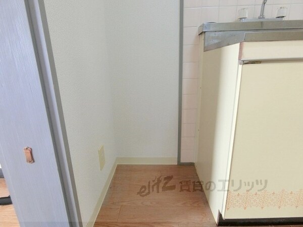 設備(冷蔵庫置場)