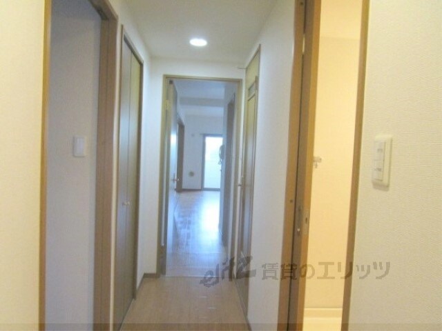 物件内観写真21　(廊下)