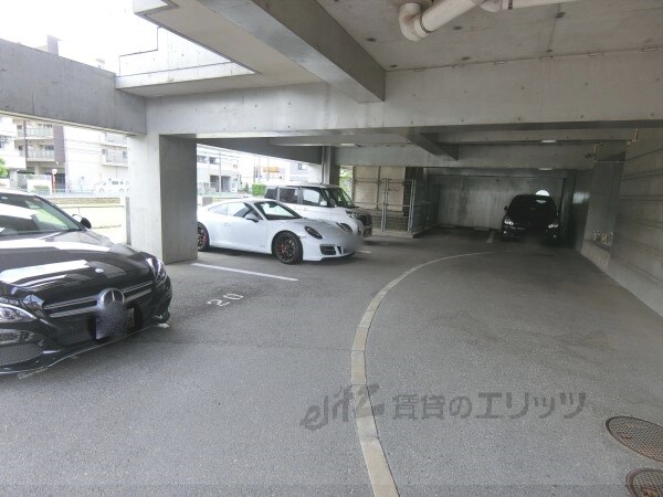 駐車場(駐車場)