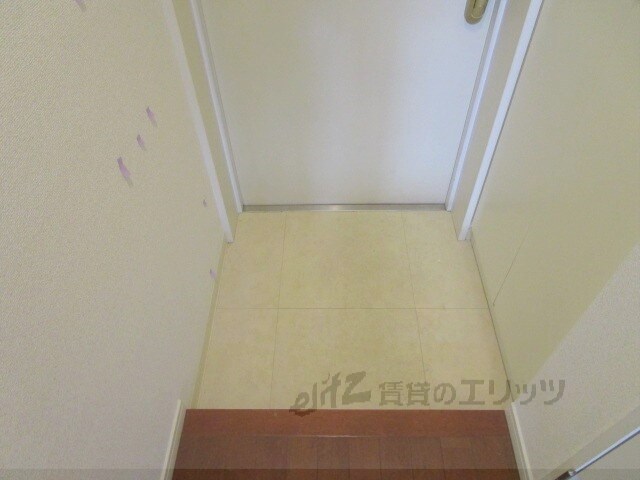 物件内観写真25　(玄関)