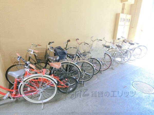駐車場(駐車場)