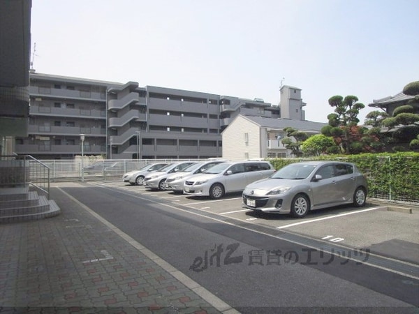 駐車場(駐車場)