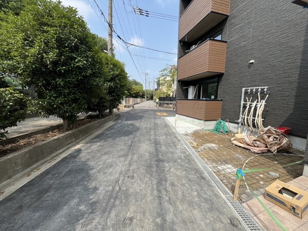 その他(前面道路)