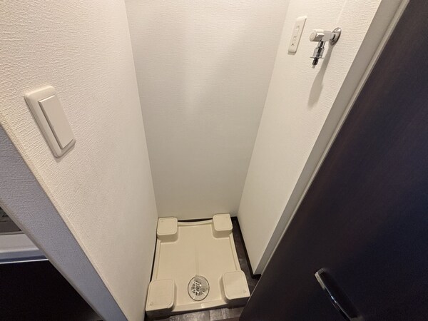 設備(洗濯機置き場)