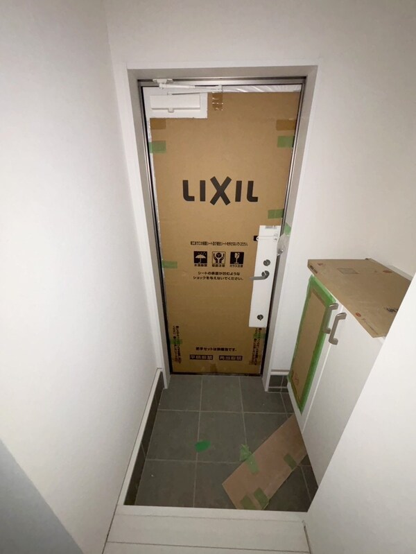 玄関(玄関)