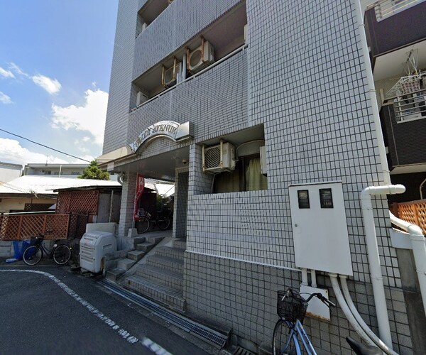 エントランス(外観)
