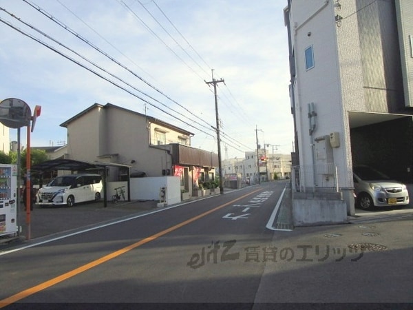 その他(前面道路)