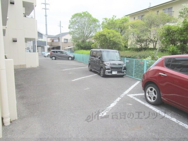駐車場(駐車場)