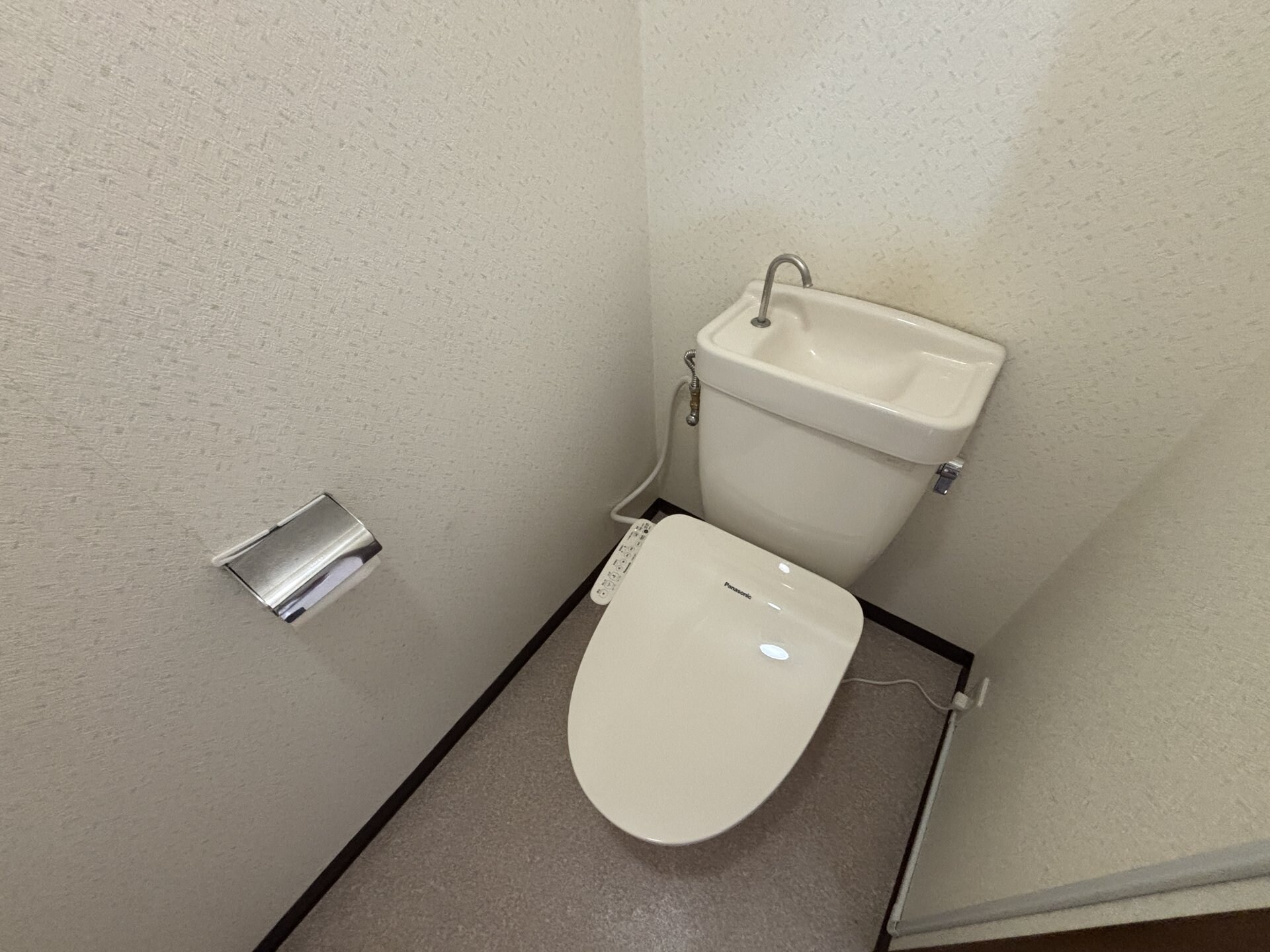 物件内観写真12　(トイレ)