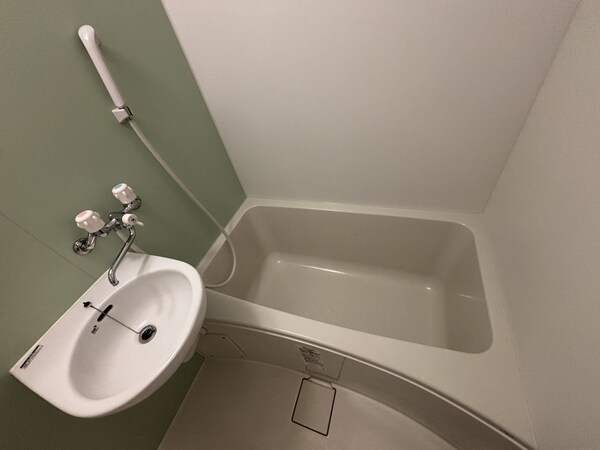 バス／シャワールーム等(バス／シャワールーム等)