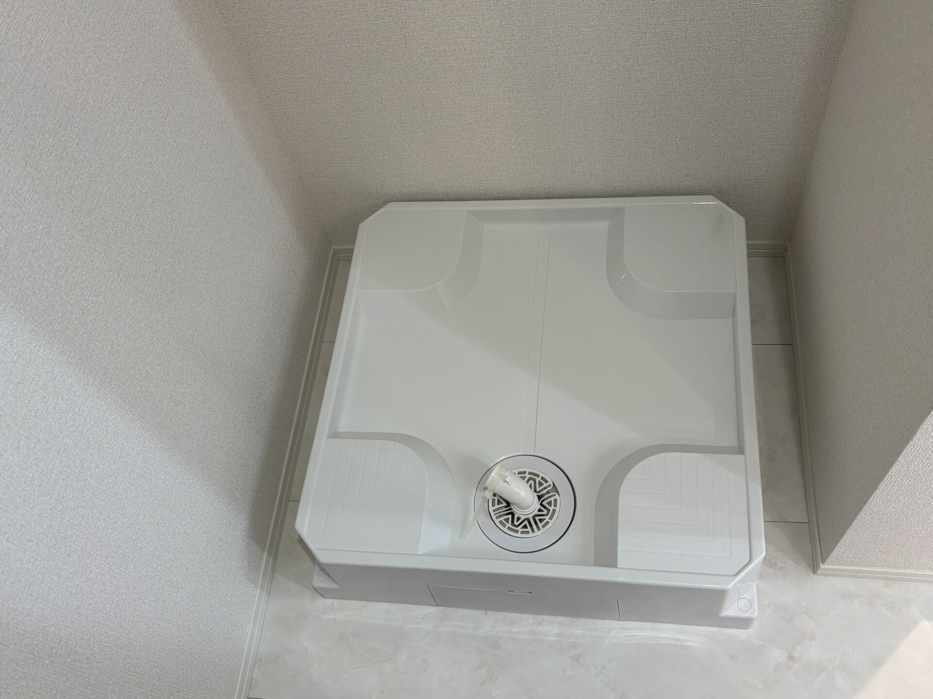 物件内観写真12　(下駄箱)