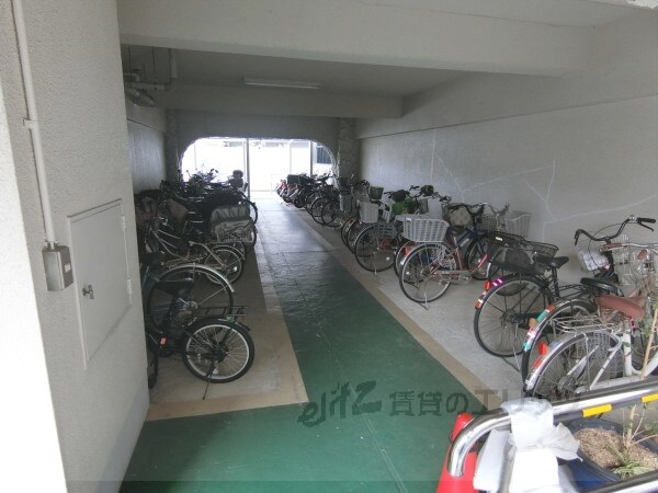 その他(駐輪場)