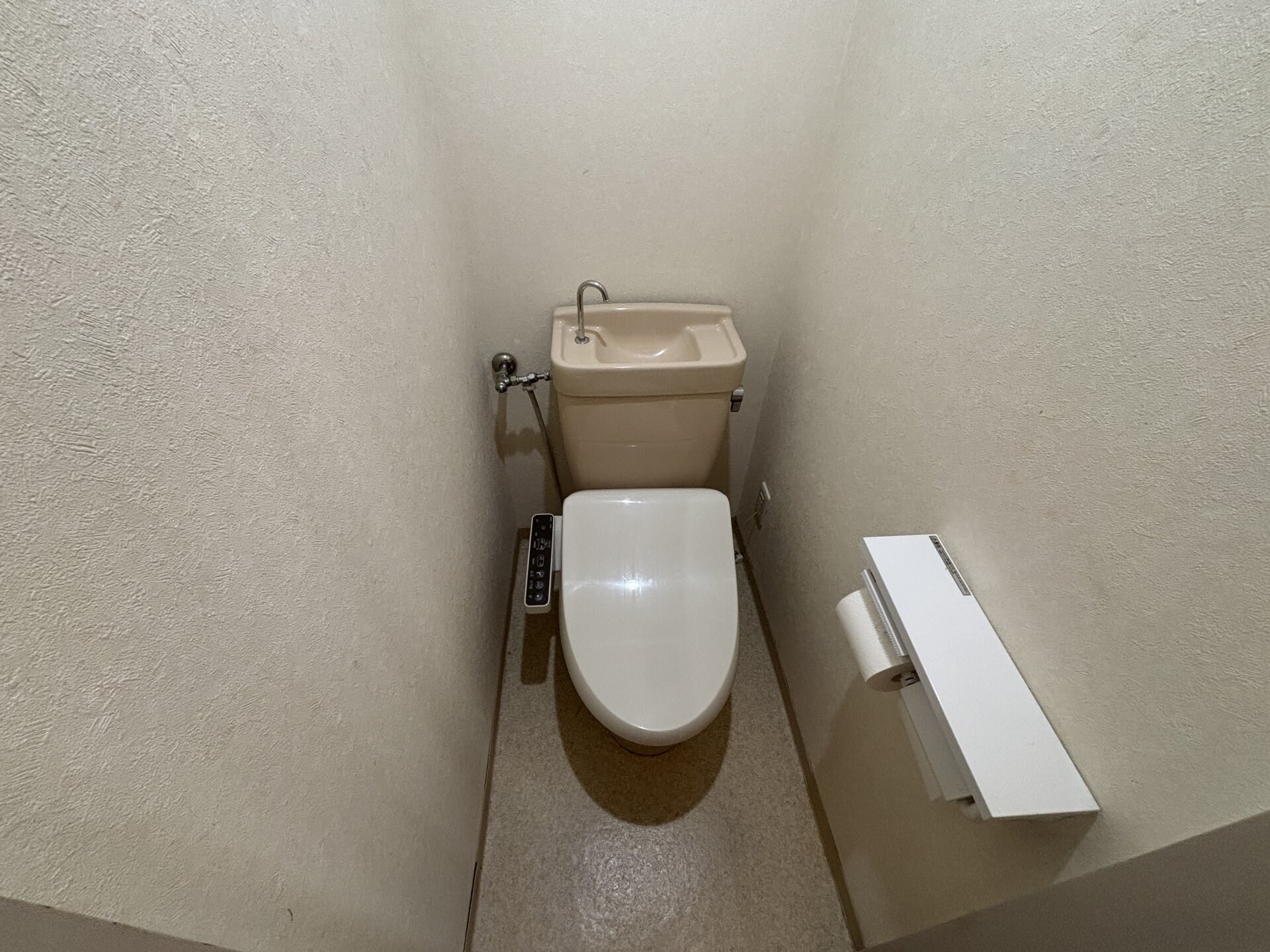 物件内観写真12　(トイレ)