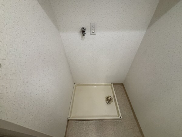 設備(洗濯機置き場)