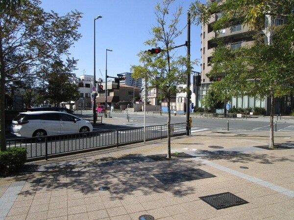 その他(前面道路)