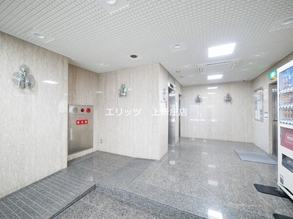 エントランス(エントランス)