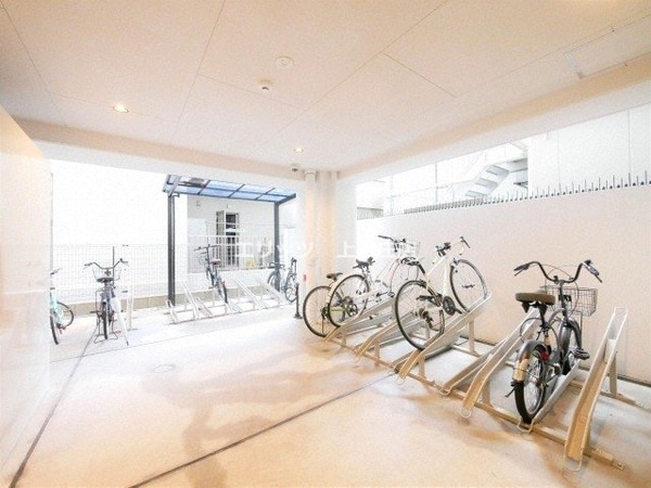 駐車場(駐車場)