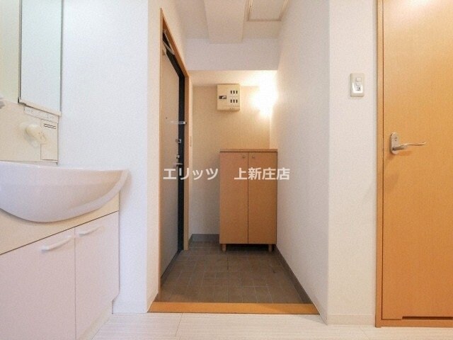 物件内観写真24　(玄関)