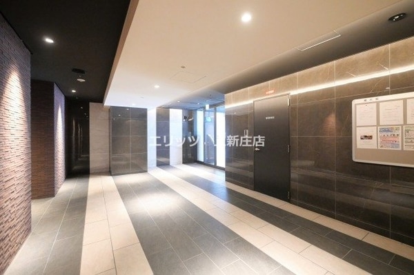 エントランス(エントランス)