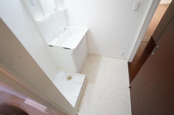 洗面(バス／シャワールーム等)