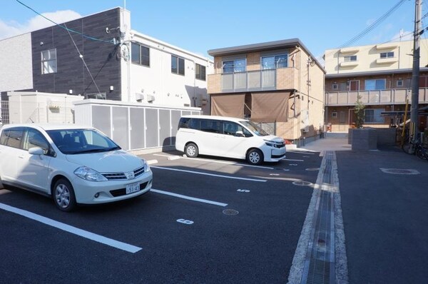 駐車場(駐車場)