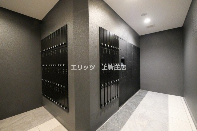 物件内観写真15　(エントランス)