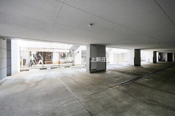 駐車場(駐車場)