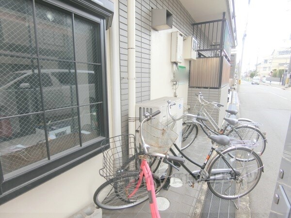 駐車場(駐輪場)